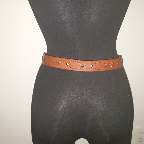 Western Style Studded Belt_ 15/32" Wide, 15" Length, 5 Holes - Picture 3 of 15